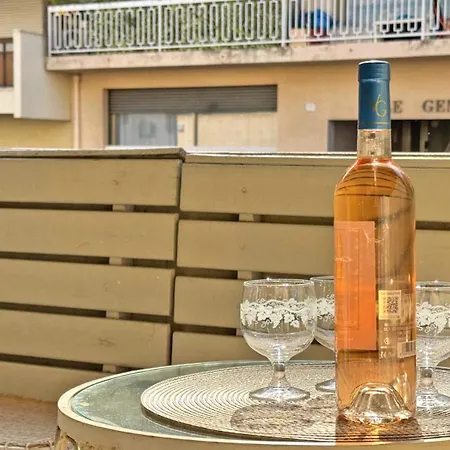 Antinea סן-מקסים